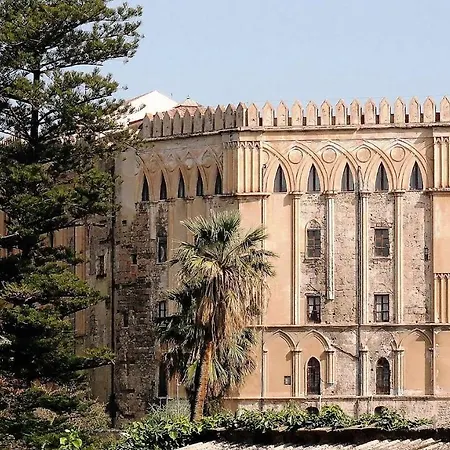 Porta Vicari With View In Downtown * Palermo